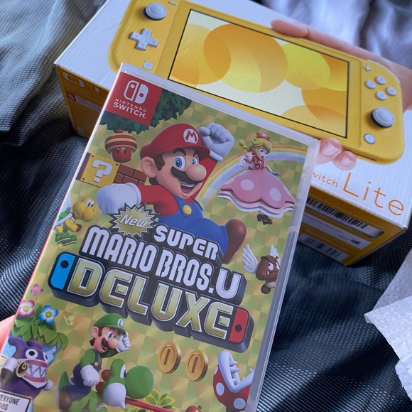 Nintendo switch lite - Picture 1 of 4